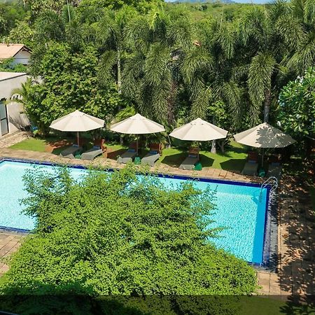 Lavendish Okrin Hotel Kataragama Esterno foto