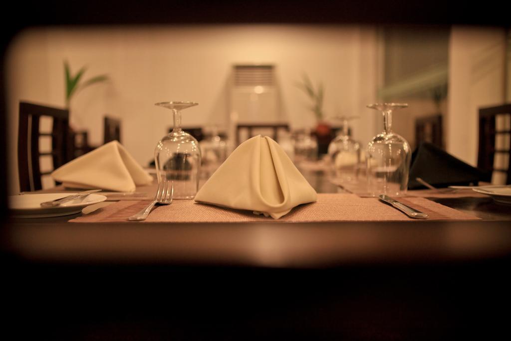 Lavendish Okrin Hotel Kataragama Esterno foto
