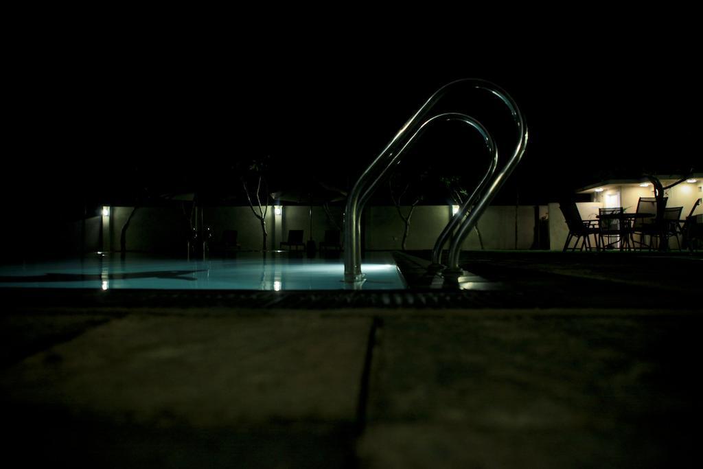 Lavendish Okrin Hotel Kataragama Esterno foto