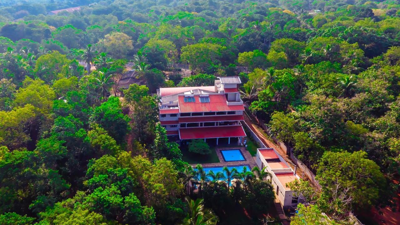 Lavendish Okrin Hotel Kataragama Esterno foto